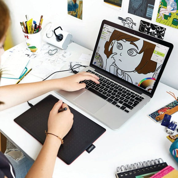 One By Wacom (Small) - ArtStore Online